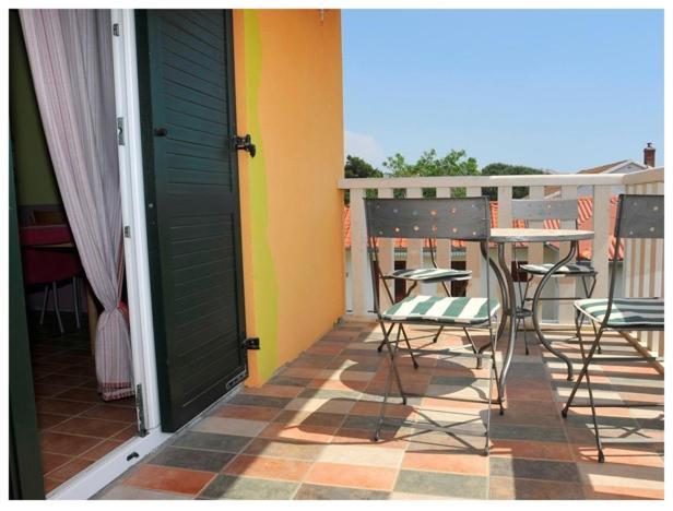 Centart Apartments Novalja Exterior photo
